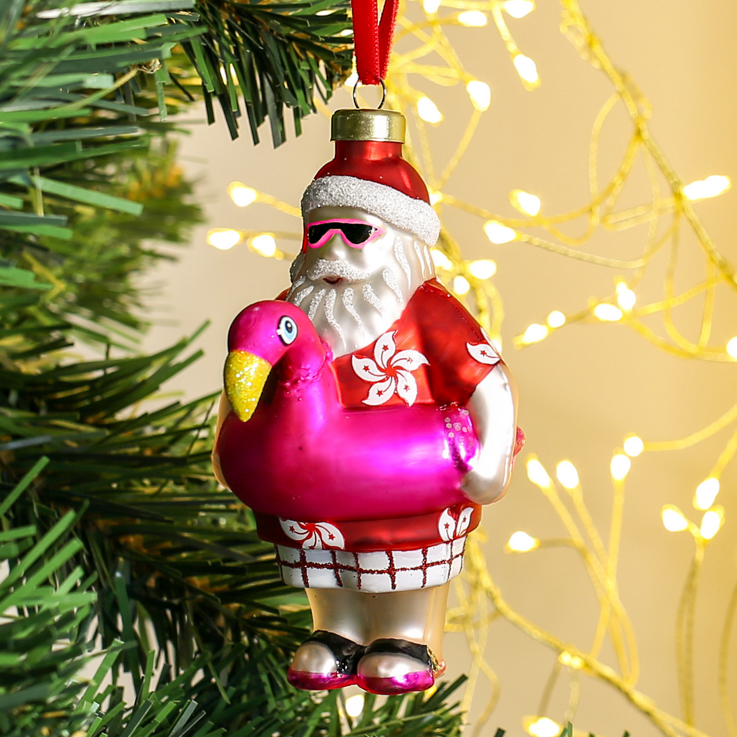 HAND PAINTED GLASS DECORATION : Junk Santa